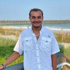 Meet your Posher, Jonathan